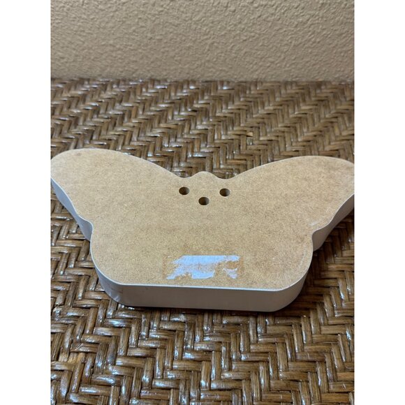 Butterfly-Shaped Wooden Decorative Plaque With Red Print Wall Art - Picture 4 of 5